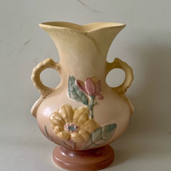 Vintage Hull Art Pottery USA Vase H 6 1/2 Inch - Picture 11 of 11